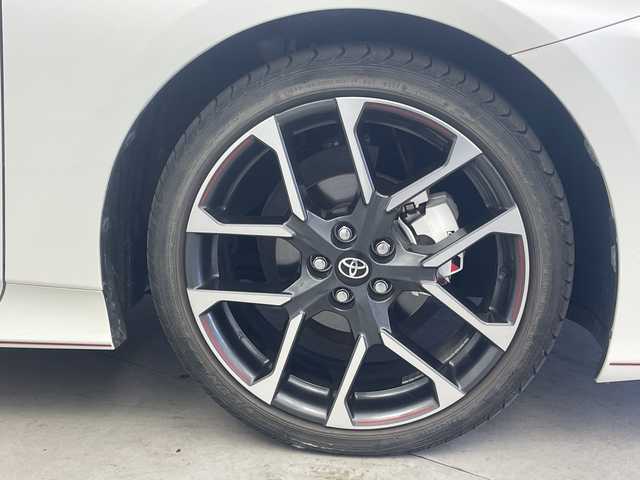 トヨタ プリウス ＰＨＶ S GRスポーツ 岐阜県 2018(平30)年 8.2万km ホワイトパールクリスタルシャイン ALPINE９型ナビ/・フルセグ/・Bluetooth/バックモニター/ドライブレコーダー/ビルドインETC/アダプティブクルーズコントロール/シートヒーター/スマーキー/プッシュスタート