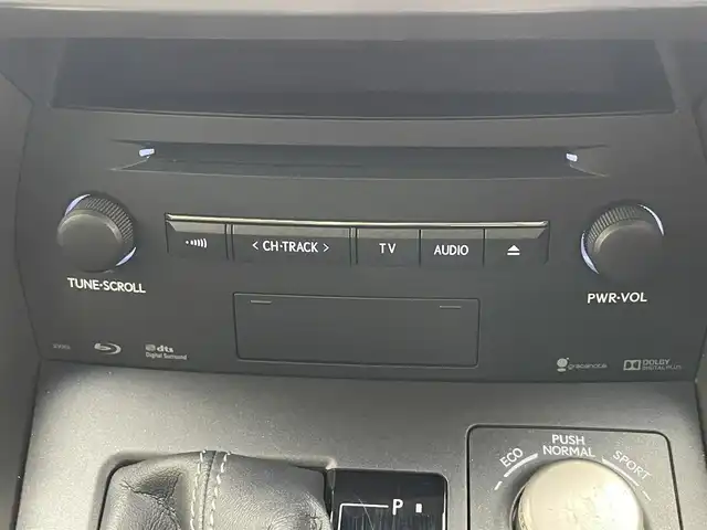 レクサス ＮＸ 300h バージョンL 愛知県 2015(平27)年 5.5万km ソニッククォーツ 純正ナビ　全方位カメラ　三眼ＬＥＤ　禁煙車　フルセグＴＶ　ＤＶＤ　ＢＳＭ　レクサスセーフティ　衝突軽減装置　追従クルコン　パワーバックドア　純正ＯＰ１８インチアルミ　黒革　シートヒーター　ＡＣ１００Ｖ　ハンドルヒーター　コーナーセンサー　パドルシフト