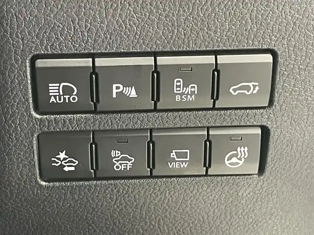 レクサス ＮＸ 300h バージョンL 愛知県 2015(平27)年 5.5万km ソニッククォーツ 純正ナビ　全方位カメラ　三眼ＬＥＤ　禁煙車　フルセグＴＶ　ＤＶＤ　ＢＳＭ　レクサスセーフティ　衝突軽減装置　追従クルコン　パワーバックドア　純正ＯＰ１８インチアルミ　黒革　シートヒーター　ＡＣ１００Ｖ　ハンドルヒーター　コーナーセンサー　パドルシフト