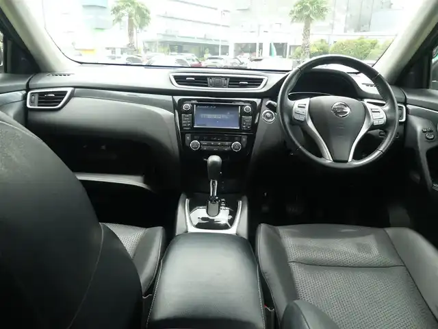 日産 エクストレイル 20Xt エマージェンシーブレーキ 石川県 2016(平28)年 7.7万km ダイヤモンドブラック 215/65R17/エマージェンシーブレーキ/パワーバックドア/カブロンシート/前席シートヒーター/純正SDナビ/ワンセグTV/【DVD/CD再生機能　Bluetooth接続】/アラウンドビューモニター/ドライブレコーダー/革巻きステアリング/ステアリングスイッチ/ETC/LEDヘッドライト/フォグライト/ウインカーミラー/コーナーセンサー/純正17インチアルミホイル/インテリジェントキー