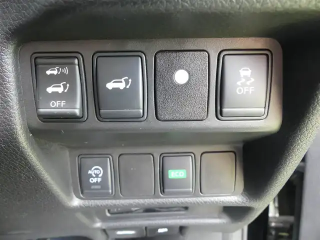 日産 エクストレイル 20Xt エマージェンシーブレーキ 石川県 2016(平28)年 7.7万km ダイヤモンドブラック 215/65R17/エマージェンシーブレーキ/パワーバックドア/カブロンシート/前席シートヒーター/純正SDナビ/ワンセグTV/【DVD/CD再生機能　Bluetooth接続】/アラウンドビューモニター/ドライブレコーダー/革巻きステアリング/ステアリングスイッチ/ETC/LEDヘッドライト/フォグライト/ウインカーミラー/コーナーセンサー/純正17インチアルミホイル/インテリジェントキー