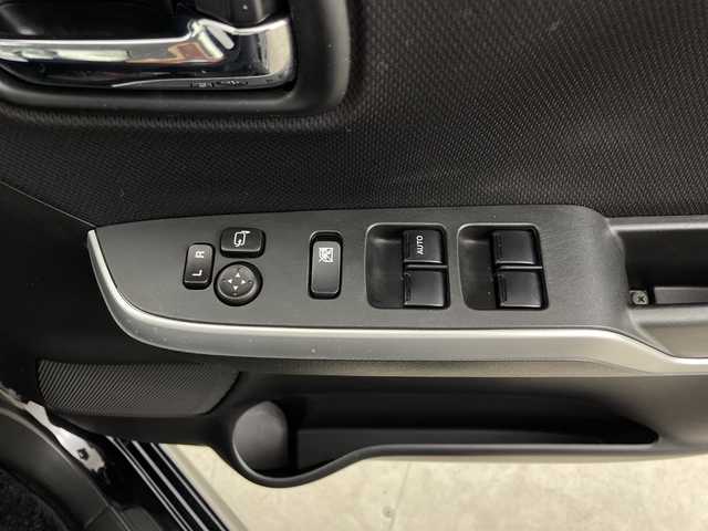 スズキ ソリオ バンディット HV MV 鹿児島県 2019(平31)年 4.9万km スーパーブラックパール スズキセーフティサポート　/ディーラーＯＰナビ/（フルセグ/Bluetooth/CD/DVD）　/全方位カメラ　/ナビ連動ドライブレコーダー　/パドルシフト　/両側パワースライドドア　/レーダークルーズコントロール　/オートハイビーム　/サンシェード　/ステアリングリモコン/ハンズフリー/アイドリングストップ/コーナーセンサー/LEDヘッドライト