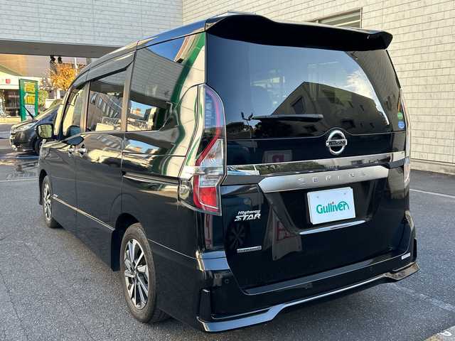 日産 セレナ ハイウェイスター V 埼玉県 2020(令2)年 5.6万km ダイヤモンドブラック 登録時走行距離55926km/純正メーカーナビ/　・フルセグ、CD、DVD(ブルーレイ)/　　BT、USB、iPad、SD、ミュージックサーバー/TVキャンセラー/全方位カメラ/両側パワースライドドア(ハンズフリー機能あり)/衝突軽減システム/レーンアシスト/追従クルーズコントロール/ブラインドスポット/黒革調シートカバー/ステアリングリモコン/LEDヘッドライト/フォグランプ/コーナーセンサー/オートブレーキホールド/革巻きハンドル/サイドエアロ/リアスポイラー/アイドリングストップ/ビルトインETC2.0/純正ドライブレコーダー/純正16インチアルミホイール/プッシュスタート/スマートキー×2/横滑り防止装置/ウィンカーミラー/純正フロアマット/ドアバイザー/取扱説明書/ナビ取扱説明書/保証書