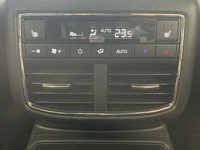 マツダ ＣＸ－８ XD Lパッケージ 岐阜県 2021(令3)年 7万km ジェットブラックマイカ ４ＷＤ　/純正１０.25インチセンターディスプレイ/（AM/FM/フルセグTV/Bluetooth）/全周囲カメラ/ＢＯＳＥサウンド　/アダプティブ・ドライビング・ディスプレイ（ＨＵＤ）　/ハンズフリー付パワーリフトゲート/社外ＥＴＣ　/前後ドラレコ　/シートヒーター（運転席・助手席）/シートベンチレーション（運転席・助手席）/セカンドシートシートヒーター/ステアリングヒーター/パワーシート（運転席・助手席）/ワイヤレス充電　/ルーフレール　/純正フロアマット/純正１９AW/アダプティブLEDヘッドライト/ヒルローンチアシスト/レーダークルーズコントロール/i-ACTIVSENSE/アドバンスト・スマート・シティ・ブレーキサポート/ブラインドスポットモニター/リア・クロス・トラフィック・アラート/レーンキープアシスト/先進ライト/パーキングセンサー