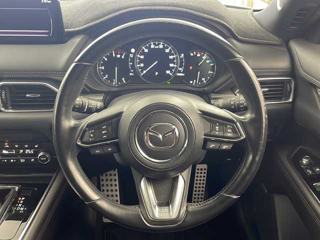 マツダ ＣＸ－８ XD Lパッケージ 岐阜県 2021(令3)年 7万km ジェットブラックマイカ ４ＷＤ　/純正１０.25インチセンターディスプレイ/（AM/FM/フルセグTV/Bluetooth）/全周囲カメラ/ＢＯＳＥサウンド　/アダプティブ・ドライビング・ディスプレイ（ＨＵＤ）　/ハンズフリー付パワーリフトゲート/社外ＥＴＣ　/前後ドラレコ　/シートヒーター（運転席・助手席）/シートベンチレーション（運転席・助手席）/セカンドシートシートヒーター/ステアリングヒーター/パワーシート（運転席・助手席）/ワイヤレス充電　/ルーフレール　/純正フロアマット/純正１９AW/アダプティブLEDヘッドライト/ヒルローンチアシスト/レーダークルーズコントロール/i-ACTIVSENSE/アドバンスト・スマート・シティ・ブレーキサポート/ブラインドスポットモニター/リア・クロス・トラフィック・アラート/レーンキープアシスト/先進ライト/パーキングセンサー