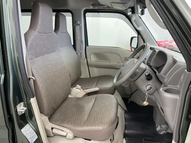 スズキ エブリイ PA リミテッド 道央・札幌 2024(令6)年 0.6万km クールカーキPM ・４WD/デュアルカメラブレーキサポート/・社外ナビ（KXM-E505W)/・DVD.CD.USB.SD.フルセグ/・バックカメラ /・両側スライドドア/・前後ドライブレコーダー/・オートライト/・積込スタッドレスタイヤ有/・キーレス