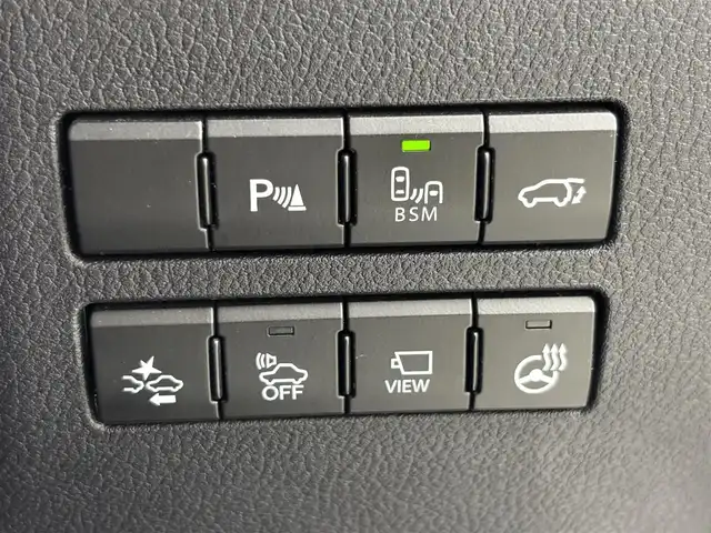 レクサス ＮＸ 300h Fスポーツ 愛知県 2016(平28)年 5.8万km ホワイトノーヴァガラスフレーク 三眼LEDヘッドライト/全方位カメラ/BSM/TRDエアロ/ACC/ETC2.0/シートヒーター、エアシート（D+N)/衝突軽減ブレーキ/レーンキープアシスト/オートハイビーム/コーナーセンサー（前後）/ドラレコ前後/電子パーキング/オートホールド/パドルシフト/パワーバックドア/パワーシート（D+N)/純正18インチAW/純正フロアマット/フォグライト/取説、保証書/フロントグリル後期仕様