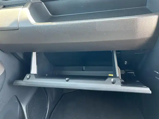 トヨタ ルーミー X 佐賀県 2022(令4)年 3.9万km パールホワイトⅢ 純正７インチＳＤナビ/・AUX/Bluetooth/AM/FM/バックカメラ/ビルトインＥＴＣ/左後パワースライドドア/後席用サイドサンシェード/純正ハロゲンヘッドライト/純正アルミホイール/純正フロアマット/取り扱い説明書/トヨタセーフティセンス/・衝突軽減被害ブレーキ/・盗難防止装置/・オートライト/・コーナーセンサー/・横滑り防止機能