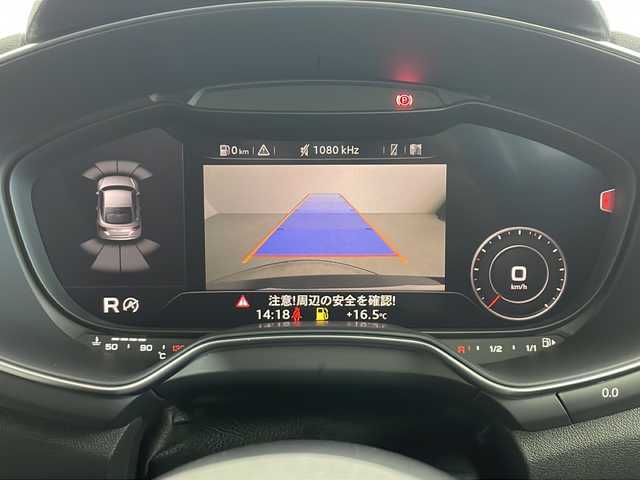 アウディ ＴＴクーペ 1．8 TFSI 愛知県 2017(平29)年 7.9万km ミトスブラックメタリック 12.3インチデジタルメーターディスプレイナビ/バックカメラ/フルセグTV・Bluetooth・CD・DVD・SD・AM・FM/ETC/純正17インチアルミホイール/スタッドレスタイヤ/純正フロアマット/革巻きステアリング/パドルシフト/ステアリングスイッチ/クルーズコントロール/アイドリングストップ/横滑り防止/HIDヘッドライト/オートライト/電動格納ミラー/プッシュスタート/スマートキー/スペアキー1本/保証書・取扱説明書