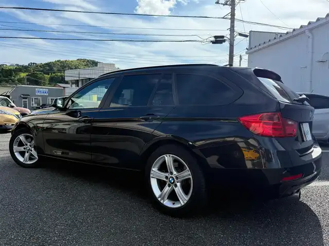 ＢＭＷ ３２０ｉ ツーリング 静岡県 2014(平26)年 6.8万km サファイアブラックP 走行67694キロ（登録時）/検査R7年10月25日まで/インテリジェントセーフティ/コンフォートアクセス/純正HDDナビゲーション/・Bluetoothオーディオ/・DVD再生可能/・ミュージックコレクション/カロッツェリア地デジチューナー/ETC/バックカメラ/ドライブレコーダー内蔵（前後カメラ）/　　　デジタルインナーミラー/パワーバックドア/バックセンサー/アクティブクルーズコントロール/車線逸脱警告/プッシュスタート/リモートコントロールキー×2/社外エアロドアミラーカバー/シーケンシャルドアミラーウィンカー/社外フロントグリル/純正17インチアルミホイール/ラゲッジルームカバー/セパレートネット/HIDヘッドライト/フォグランプ/取説・保証書
