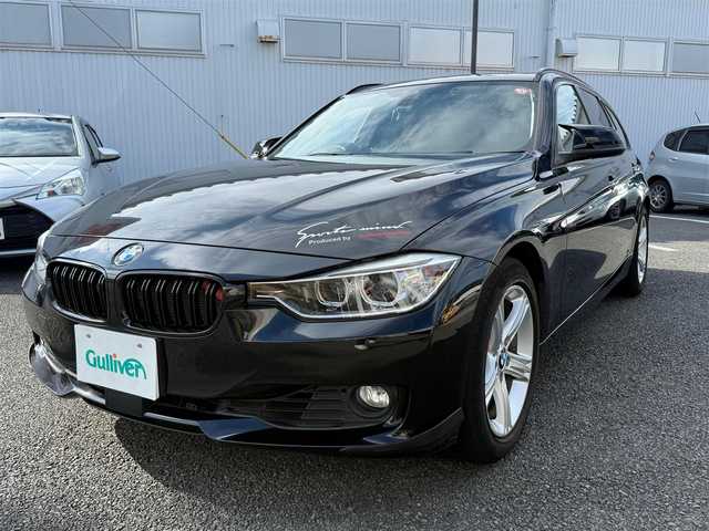 ＢＭＷ ３２０ｉ ツーリング 静岡県 2014(平26)年 6.8万km サファイアブラックP 走行67694キロ（登録時）/検査R7年10月25日まで/インテリジェントセーフティ/コンフォートアクセス/純正HDDナビゲーション/・Bluetoothオーディオ/・DVD再生可能/・ミュージックコレクション/カロッツェリア地デジチューナー/ETC/バックカメラ/ドライブレコーダー内蔵（前後カメラ）/　　　デジタルインナーミラー/パワーバックドア/バックセンサー/アクティブクルーズコントロール/車線逸脱警告/プッシュスタート/リモートコントロールキー×2/社外エアロドアミラーカバー/シーケンシャルドアミラーウィンカー/社外フロントグリル/純正17インチアルミホイール/ラゲッジルームカバー/セパレートネット/HIDヘッドライト/フォグランプ/取説・保証書