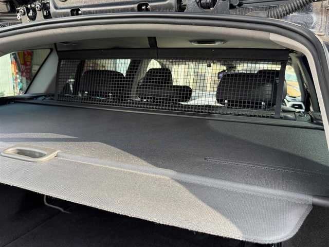 ＢＭＷ ３２０ｉ ツーリング 静岡県 2014(平26)年 6.8万km サファイアブラックP 走行67694キロ（登録時）/検査R7年10月25日まで/インテリジェントセーフティ/コンフォートアクセス/純正HDDナビゲーション/・Bluetoothオーディオ/・DVD再生可能/・ミュージックコレクション/カロッツェリア地デジチューナー/ETC/バックカメラ/ドライブレコーダー内蔵（前後カメラ）/　　　デジタルインナーミラー/パワーバックドア/バックセンサー/アクティブクルーズコントロール/車線逸脱警告/プッシュスタート/リモートコントロールキー×2/社外エアロドアミラーカバー/シーケンシャルドアミラーウィンカー/社外フロントグリル/純正17インチアルミホイール/ラゲッジルームカバー/セパレートネット/HIDヘッドライト/フォグランプ/取説・保証書