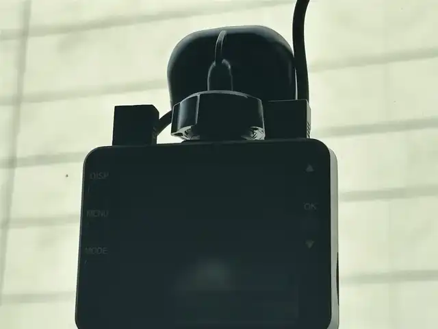 ダイハツ タント X SA Ⅲ 埼玉県 2019(平31)年 2.6万km パールホワイトⅢ 登録時25389km/ワンオーナー/純正ナビ(FM/AM/フルセグTV/BT)/Bカメラ/片側パワースライドドア/運転席シートヒーター/純正フロアマット/純正ドアバイザー/レーンキープアシスト/ＥＴＣ/ドライブレコーダー（前）/オートライト/オートマチックハイビーム/ステアリングスイッチ/スペアキー1本/スマートキー/Pスタート/保証書/車両/ナビ取扱説明書