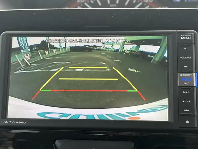 ダイハツ タント X SA Ⅲ 埼玉県 2019(平31)年 2.6万km パールホワイトⅢ 登録時25389km/ワンオーナー/純正ナビ(FM/AM/フルセグTV/BT)/Bカメラ/片側パワースライドドア/運転席シートヒーター/純正フロアマット/純正ドアバイザー/レーンキープアシスト/ＥＴＣ/ドライブレコーダー（前）/オートライト/オートマチックハイビーム/ステアリングスイッチ/スペアキー1本/スマートキー/Pスタート/保証書/車両/ナビ取扱説明書