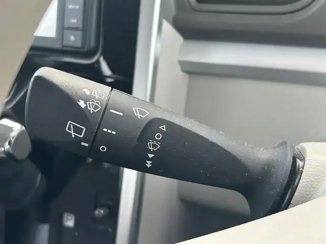 ダイハツ タント X SA Ⅲ 埼玉県 2019(平31)年 2.6万km パールホワイトⅢ 登録時25389km/ワンオーナー/純正ナビ(FM/AM/フルセグTV/BT)/Bカメラ/片側パワースライドドア/運転席シートヒーター/純正フロアマット/純正ドアバイザー/レーンキープアシスト/ＥＴＣ/ドライブレコーダー（前）/オートライト/オートマチックハイビーム/ステアリングスイッチ/スペアキー1本/スマートキー/Pスタート/保証書/車両/ナビ取扱説明書