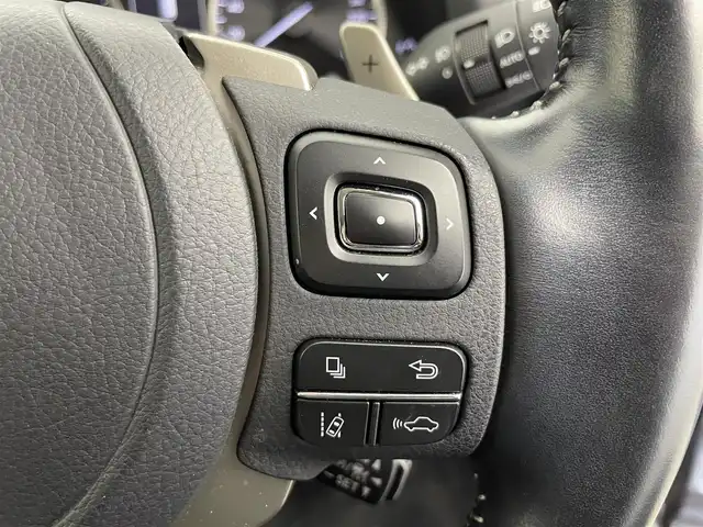 レクサス ＮＸ 300 バージョンL 富山県 2021(令3)年 4.6万km マーキュリーグレーマイカ 純正10.3型ナビ/（AM/FM/CD/DVD/SD/AUX/USB/BT）/フルセグTV/プレミアムサウンド/アラウンドビューモニター/衝突被害軽減ブレーキ/レーンキープアシスト/クリアランスソナー/ブラインドスポットモニター/オートマチックハイビーム/三眼LEDヘッドライト/シーケンシャルウインカー/純正１８インチオプションホイール/電動リアゲート（ハンズフリー機能）/レザーシート/前席パワーシート/前席温熱＋ベンチレーションシート/ステアリングヒーター/ドライブレコーダー/ビルトインETC2.0/AC100V充電/スマートキー×２/プッシュスタート/純正フロアマット/アイドリングストップ/取扱説明書/保証書