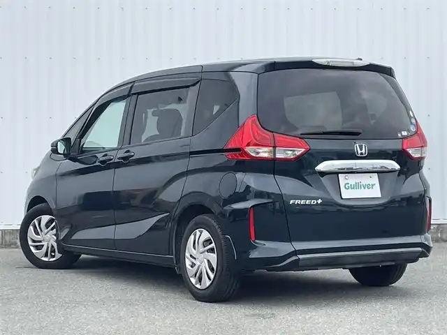 ホンダ フリード＋ G ホンダセンシング 福岡県 2019(平31)年 7.7万km フォレストグリーンパール 純正ナビ　【VXM-184VFi】/　(フルセグTV　Bluetooth  CD　DVD)　/バックカメラ/ETC　/ドライブレコーダー　/ホンダセンシング　/●衝突軽減ブレーキ〈CMBS〉/●誤発進抑制機能/●ACC〈アダプティブ・クルーズ・コントロール〉/●LKAS〈車線維持支援システム〉/●歩行者事故低減ステアリング/●路外逸脱抑制機能/●先行車発進お知らせ機能/●標識認識機能/ステアリングスイッチ/両側パワースライドドア　/ＬＥＤヘッドライト　/レーンキープアシスト/純正フロアマット/スマートキー/スペアキー/プッシュスタート