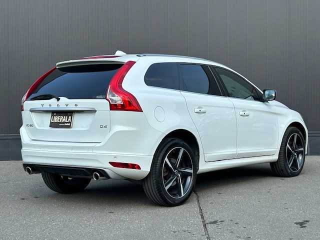 ボルボ ＸＣ６０ D4 SE 道東・釧路十勝 2015(平27)年 15.1万km 白 4WD/純正ナビ　CD/BT/TV/USB/AUX/バックカメラ/ETC2.0/衝突軽減ブレーキ/BLIS/パーキングセンサー/レザーシート/シートヒーター/運転席メモリ付きパワーシート/電動リアゲート/LEDヘッドライト/純正アルミホイール20インチ/純正フロアマット/スペアキーあり/取扱説明書/保証書/記録簿