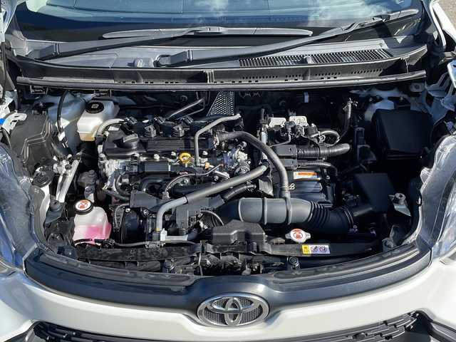 トヨタ シエンタ ハイブリッド G 岩手県 2022(令4)年 6.8万km ホワイトパールクリスタルシャイン 7人乗り 純正ナビ バックC AC100V 両側電動スライド レーダークルーズコントロール ビルトインETC ステアリングスイッチ オートLEDヘッドライト ヒーター付電格ミラー USBtypeCポート フロアマット スマートキー