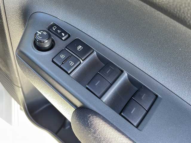 トヨタ シエンタ ハイブリッド G 岩手県 2022(令4)年 6.8万km ホワイトパールクリスタルシャイン 7人乗り 純正ナビ バックC AC100V 両側電動スライド レーダークルーズコントロール ビルトインETC ステアリングスイッチ オートLEDヘッドライト ヒーター付電格ミラー USBtypeCポート フロアマット スマートキー