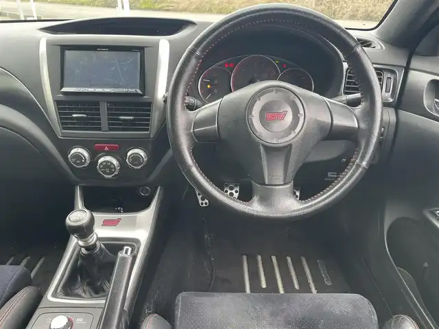 スバル インプレッサ ＷＲＸ STi スペックC 富山県 2013(平25)年 9.9万km クリスタルブラックシリカ ４ＷＤ／/ＳＴＩフルエアロ／/純正ＳＴＩ１８インチアルミホイールタイヤ付４本有／/社外ナビ／/フルセグＴＶ／/Ｂｌｕｅｔｏｏｔｈ／/ＤＶＤ再生／/バックカメラ／/ビルトインＥＴＣ／/ハーフレザーシート／/キセノン