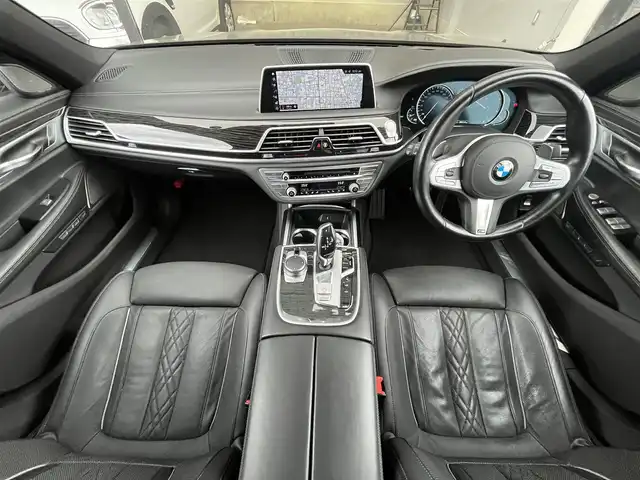 ＢＭＷ ７４０ｄ xDrive Mスポーツ 静岡県 2018(平30)年 4.1万km サファイアブラックP 純正ナビ/フルセグ/360度カメラ/Ｈａｒｍａｎ　Ｋａｒｄｏｎ/ドライビングアシストプラス/ACC/HUD/サンルーフ/革シート/シートH/ベンチレーション/インテリジェントセーフティ/リモートコントロール/ソフトクローズドア/マッサージシート/コンフォートアクセス/アンビエントライト/LED/ワイヤレス充電/ パークアシスト/ETC