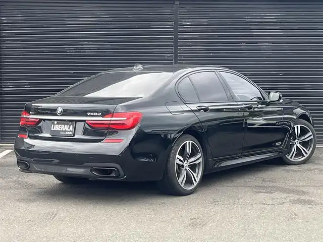 ＢＭＷ ７４０ｄ xDrive Mスポーツ 静岡県 2018(平30)年 4.1万km サファイアブラックP 純正ナビ/フルセグ/360度カメラ/Ｈａｒｍａｎ　Ｋａｒｄｏｎ/ドライビングアシストプラス/ACC/HUD/サンルーフ/革シート/シートH/ベンチレーション/インテリジェントセーフティ/リモートコントロール/ソフトクローズドア/マッサージシート/コンフォートアクセス/アンビエントライト/LED/ワイヤレス充電/ パークアシスト/ETC