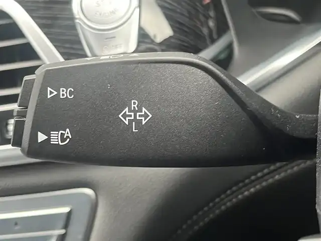 ＢＭＷ ７４０ｄ xDrive Mスポーツ 静岡県 2018(平30)年 4.1万km サファイアブラックP 純正ナビ/フルセグ/360度カメラ/Ｈａｒｍａｎ　Ｋａｒｄｏｎ/ドライビングアシストプラス/ACC/HUD/サンルーフ/革シート/シートH/ベンチレーション/インテリジェントセーフティ/リモートコントロール/ソフトクローズドア/マッサージシート/コンフォートアクセス/アンビエントライト/LED/ワイヤレス充電/ パークアシスト/ETC