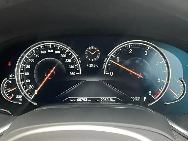 ＢＭＷ ７４０ｄ xDrive Mスポーツ 静岡県 2018(平30)年 4.1万km サファイアブラックP 純正ナビ/フルセグ/360度カメラ/Ｈａｒｍａｎ　Ｋａｒｄｏｎ/ドライビングアシストプラス/ACC/HUD/サンルーフ/革シート/シートH/ベンチレーション/インテリジェントセーフティ/リモートコントロール/ソフトクローズドア/マッサージシート/コンフォートアクセス/アンビエントライト/LED/ワイヤレス充電/ パークアシスト/ETC