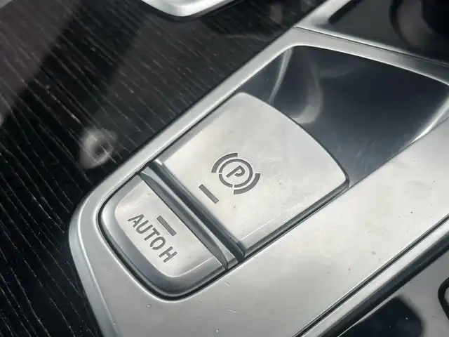 ＢＭＷ ７４０ｄ xDrive Mスポーツ 静岡県 2018(平30)年 4.1万km サファイアブラックP 純正ナビ/フルセグ/360度カメラ/Ｈａｒｍａｎ　Ｋａｒｄｏｎ/ドライビングアシストプラス/ACC/HUD/サンルーフ/革シート/シートH/ベンチレーション/インテリジェントセーフティ/リモートコントロール/ソフトクローズドア/マッサージシート/コンフォートアクセス/アンビエントライト/LED/ワイヤレス充電/ パークアシスト/ETC