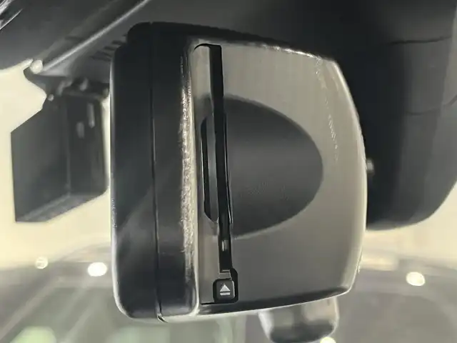 ＢＭＷ ７４０ｄ xDrive Mスポーツ 静岡県 2018(平30)年 4.1万km サファイアブラックP 純正ナビ/フルセグ/360度カメラ/Ｈａｒｍａｎ　Ｋａｒｄｏｎ/ドライビングアシストプラス/ACC/HUD/サンルーフ/革シート/シートH/ベンチレーション/インテリジェントセーフティ/リモートコントロール/ソフトクローズドア/マッサージシート/コンフォートアクセス/アンビエントライト/LED/ワイヤレス充電/ パークアシスト/ETC
