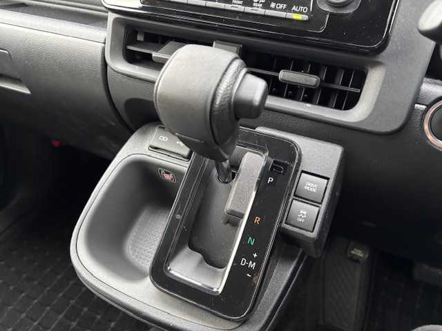 トヨタ シエンタ Z 宮城県 2023(令5)年 2.6万km ダークグレー 登録時走行距離25907km/メーカーオプションナビ/パノラミックビューモニター/両側パワースライドドア/フルセグテレビ/プッシュスタート/スマートキー/ビルトインETC/コーナーセンサー/レーダークルーズコントロール/衝突軽減システム/革調シートカバー/ロールアップサンシェード/横滑り防止装置/アイドリングストップ/LEDオートライト/スマートキー/スペアキー有