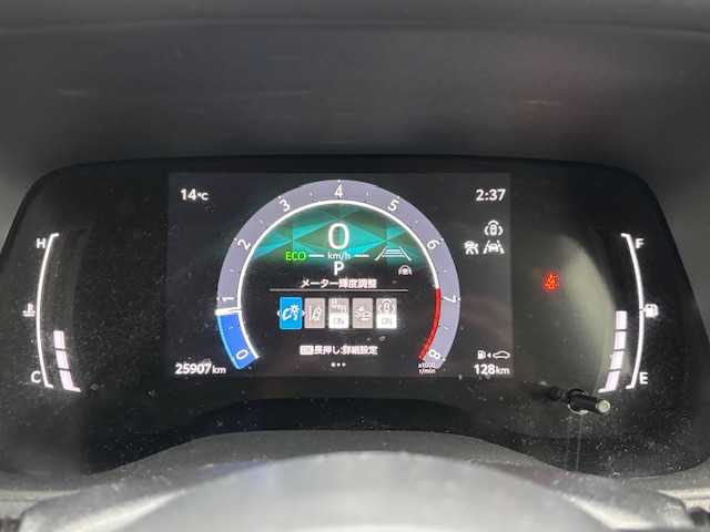 トヨタ シエンタ Z 宮城県 2023(令5)年 2.6万km ダークグレー 登録時走行距離25907km/メーカーオプションナビ/パノラミックビューモニター/両側パワースライドドア/フルセグテレビ/プッシュスタート/スマートキー/ビルトインETC/コーナーセンサー/レーダークルーズコントロール/衝突軽減システム/革調シートカバー/ロールアップサンシェード/横滑り防止装置/アイドリングストップ/LEDオートライト/スマートキー/スペアキー有