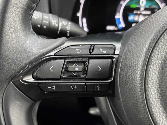 トヨタ シエンタ Z 宮城県 2023(令5)年 2.6万km ダークグレー 登録時走行距離25907km/メーカーオプションナビ/パノラミックビューモニター/両側パワースライドドア/フルセグテレビ/プッシュスタート/スマートキー/ビルトインETC/コーナーセンサー/レーダークルーズコントロール/衝突軽減システム/革調シートカバー/ロールアップサンシェード/横滑り防止装置/アイドリングストップ/LEDオートライト/スマートキー/スペアキー有