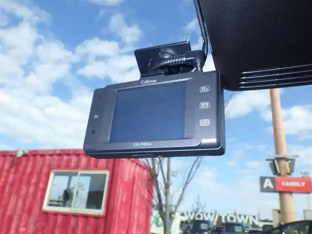 スズキ スイフト スポーツ 千葉県 2023(令5)年 2万km ピュアホワイトP スズキセーフティサポート/ディスプレイオーディオ【FH-8500DVS】/【DVD/CD再生機能　Bluetooth接続】/バックカメラ/ドライブレコーダー（前後撮影）/運転席シートヒーター/革巻きステアリング/ETC/LEDヘッドライト/フォグライト/リアコーナーセンサー/純正17インチアルミホイル/サイド/カーテンエアバッグ/スマートキー