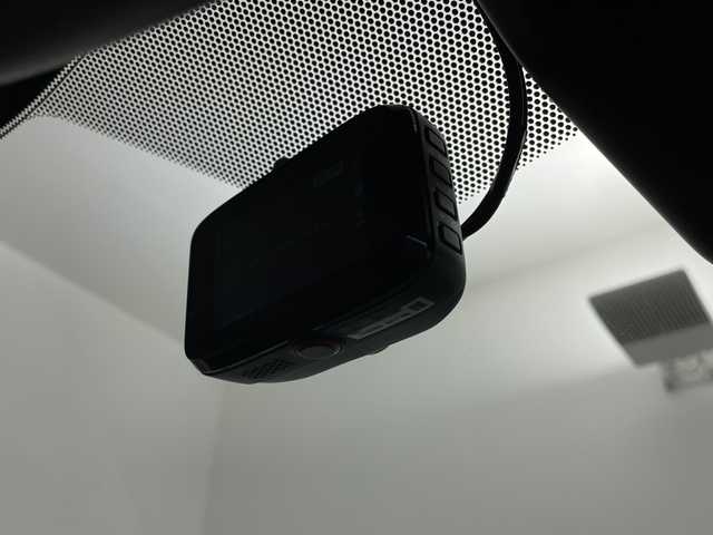 トヨタ ヤリスクロス ハイブリッド Z 鹿児島県 2020(令2)年 5.2万km パール メーカーナビ/（Bluetooth/フルセグ/AM/FM）　/全方位カメラ　/前後ドライブレコーダー　/レーダークルーズコントロール　/ハーフレザーシート　/シートヒーター　/パワーシート　/コーナーセンサー　/レーンキープアシスト　/オートハイビーム　/ＬＥＤヘッドライト/社外レーダー探知機/ステアリングリモコン/電動パーキングブレーキ/純正フロアマット/保証書/取扱説明書