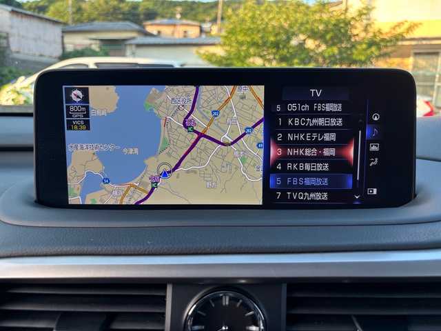レクサス ＲＸ 450h Fスポーツ 福岡県 2020(令2)年 8万km ブラック ・純正ナビ/ (CD/DVD/SD/Miracast/Bluetooth)/・フルセグテレビ/・プリクラッシュセーフティ/・レーンディパーチャーアラート/・ブラインドスポットモニター/・レーダークルーズコントロール/・バックカメラ/・クリアランスソナー/・シートヒーター/・ベンチレーションシート/・電動パーキングブレーキ/・オートホールド/・ETC2.0/・パワーバックドア/・レザーシート/・サンルーフ