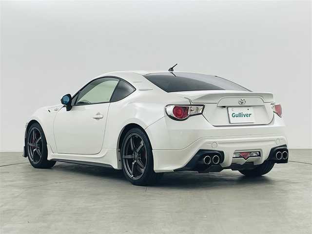 トヨタ ８６ GT 福島県 2012(平24)年 14.2万km サテンホワイトパール 純正メモリナビ  型式:NSZT-W62G/  【CD/DVD/フルセグ/Bluetooth/AM/FM】/・バックカメラ/TRDフルエアロ/・TRD18インチAW/・TRD4本出しマフラー/・TRD車高調/STiフロントタワーバー/Pivot水温計/パドルシフト/スマートキー/360°ドライブレコーダー/横滑り防止機能/HIDヘッドライト/・オートライト/電動格納ミラー/純正フロアマット