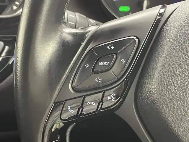 トヨタ Ｃ－ＨＲ S 埼玉県 2017(平29)年 8.5万km メタルストリームM 純正ナビ/ CD DVD 地デジTV Bluetooth/バックカメラ/トヨタセーフティセンス/プリクラッシュセーフティ/クルーズコントロール/レーンディパーチャーアラート/オートライト/オートハイビーム/ビルトインETC2.0