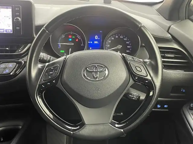 トヨタ Ｃ－ＨＲ S 埼玉県 2017(平29)年 8.5万km メタルストリームM 純正ナビ/ CD DVD 地デジTV Bluetooth/バックカメラ/トヨタセーフティセンス/プリクラッシュセーフティ/クルーズコントロール/レーンディパーチャーアラート/オートライト/オートハイビーム/ビルトインETC2.0