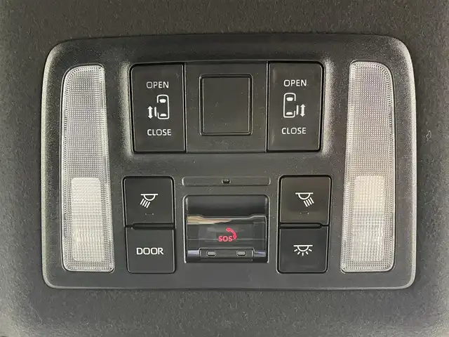 トヨタ ヴォクシー S－Z 埼玉県 2023(令5)年 2.5万km アティチュードブラックマイカ 純正１０．５型ナビ　１４．１型後席　両側　ＥＴＣ　ハーフレザー　シートヒーター　前後ドライブレコーダー　ＢＳＭ　ＲＣＴＡ　アダプティブヘッドライト　フルセグＴＶ　ＢＴ　ＬＥＤヘッドライト