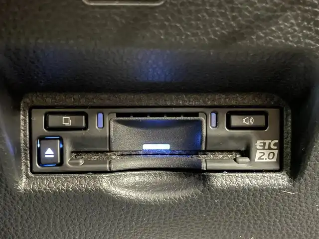 トヨタ ヴォクシー S－Z 埼玉県 2023(令5)年 2.5万km アティチュードブラックマイカ 純正１０．５型ナビ　１４．１型後席　両側　ＥＴＣ　ハーフレザー　シートヒーター　前後ドライブレコーダー　ＢＳＭ　ＲＣＴＡ　アダプティブヘッドライト　フルセグＴＶ　ＢＴ　ＬＥＤヘッドライト