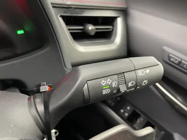 レクサス ＵＸ 250h Fスポーツ 埼玉県 2023(令5)年 3.2万km ホワイトノーヴァガラスフレーク TRDマフラー/黒レザーシート/純正12.3型ディスプレイオーディオ/ ナビ Bluetooth USB 地デジ AppleCarPlay/バックカメラ/レーダークルーズコントロール/前後ドライブレコーダー/ビルトインETC2.0/パワーシート/シートヒーター/ステアリングヒーター/パドルシフト/ＬＥＤオートライト/オートハイビーム/パワーバックドア/ＡＳＣ（アクティブサウンドコントロール）/純正18インチアルミホイール