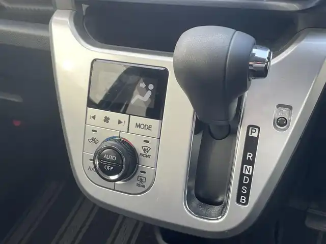 ダイハツ キャスト アクティバ X SAⅢ 群馬県 2019(令1)年 2.7万km スプラッシュブルーM 社外ナビ(MDV-D706BTW)/CD・DVD・SD・USB/Bluetooth・フルセグTV/ドライブレコーダー/ETC/横滑り防止装置/衝突軽減ブレーキ/アイドリングストップ/オートライト/オートハイビーム/純正フロアマット/取説・保証書/スマートキー×2