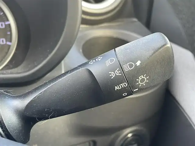 ダイハツ キャスト アクティバ X SAⅢ 群馬県 2019(令1)年 2.7万km スプラッシュブルーM 社外ナビ(MDV-D706BTW)/CD・DVD・SD・USB/Bluetooth・フルセグTV/ドライブレコーダー/ETC/横滑り防止装置/衝突軽減ブレーキ/アイドリングストップ/オートライト/オートハイビーム/純正フロアマット/取説・保証書/スマートキー×2