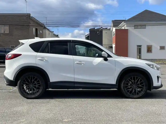 マツダ ＣＸ－５ XD 道央・札幌 2013(平25)年 12.1万km クリスタルホワイトパールマイカ ４WD/純正ディーラーOPナビ/CD/DVD/BT/フルセグ/トランクションコントロールシステム/クルーズコントロール/リアビークルモニタリングシステム/AFS/バックカメラ/サイドカメラ/ビルトインETC/アイドリングストップ/革巻きステアリング/ステアリングリモコン/自動防眩ミラー/MTモード付AT/プッシュスタート/スマートキー/HIDヘッドライト/オートライト/フォグランプ/電動格納ミラー/ウィンカーミラー/純正フロアマット/ドアバイザー/スペアキー