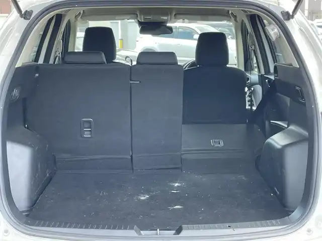 マツダ ＣＸ－５ XD 道央・札幌 2013(平25)年 12.1万km クリスタルホワイトパールマイカ ４WD/純正ディーラーOPナビ/CD/DVD/BT/フルセグ/トランクションコントロールシステム/クルーズコントロール/リアビークルモニタリングシステム/AFS/バックカメラ/サイドカメラ/ビルトインETC/アイドリングストップ/革巻きステアリング/ステアリングリモコン/自動防眩ミラー/MTモード付AT/プッシュスタート/スマートキー/HIDヘッドライト/オートライト/フォグランプ/電動格納ミラー/ウィンカーミラー/純正フロアマット/ドアバイザー/スペアキー