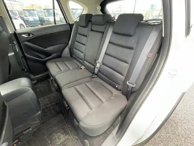 マツダ ＣＸ－５ XD 道央・札幌 2013(平25)年 12.1万km クリスタルホワイトパールマイカ ４WD/純正ディーラーOPナビ/CD/DVD/BT/フルセグ/トランクションコントロールシステム/クルーズコントロール/リアビークルモニタリングシステム/AFS/バックカメラ/サイドカメラ/ビルトインETC/アイドリングストップ/革巻きステアリング/ステアリングリモコン/自動防眩ミラー/MTモード付AT/プッシュスタート/スマートキー/HIDヘッドライト/オートライト/フォグランプ/電動格納ミラー/ウィンカーミラー/純正フロアマット/ドアバイザー/スペアキー