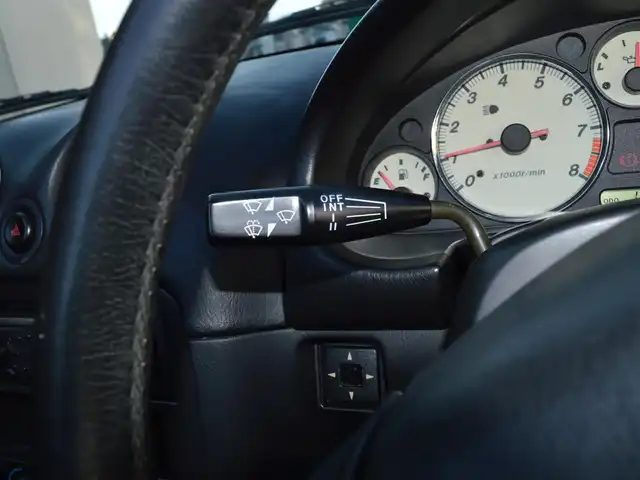 マツダ ロードスター SP 栃木県 2002(平14)年 13.5万km クラシックレッド 社外オーディオ/[CD/AM/FM]/純正マット/ABS/ソフトトップ