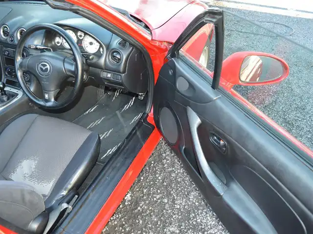マツダ ロードスター SP 栃木県 2002(平14)年 13.5万km クラシックレッド 社外オーディオ/[CD/AM/FM]/純正マット/ABS/ソフトトップ